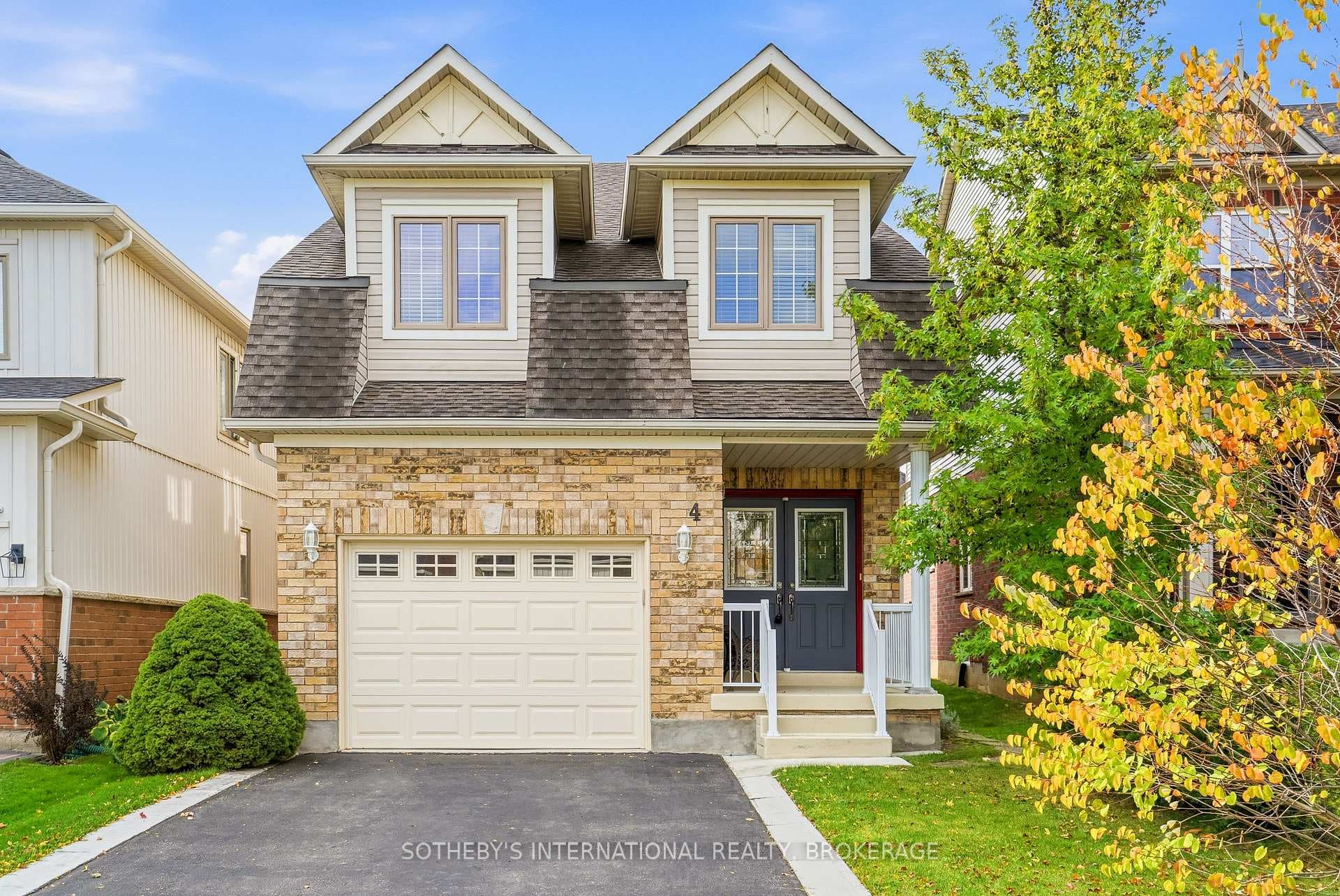 4 Alex Grant Place