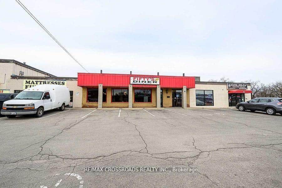 931 Queenston Road