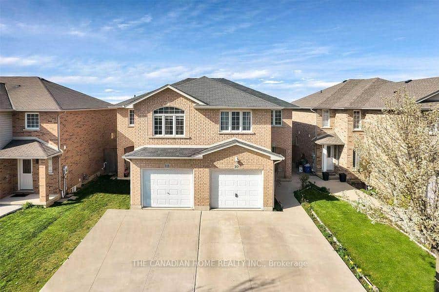 10 Jonathon Court