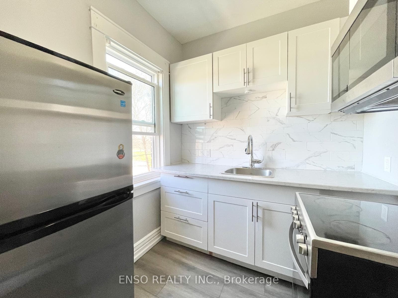 5325 Van Alstyne Place Unit 5