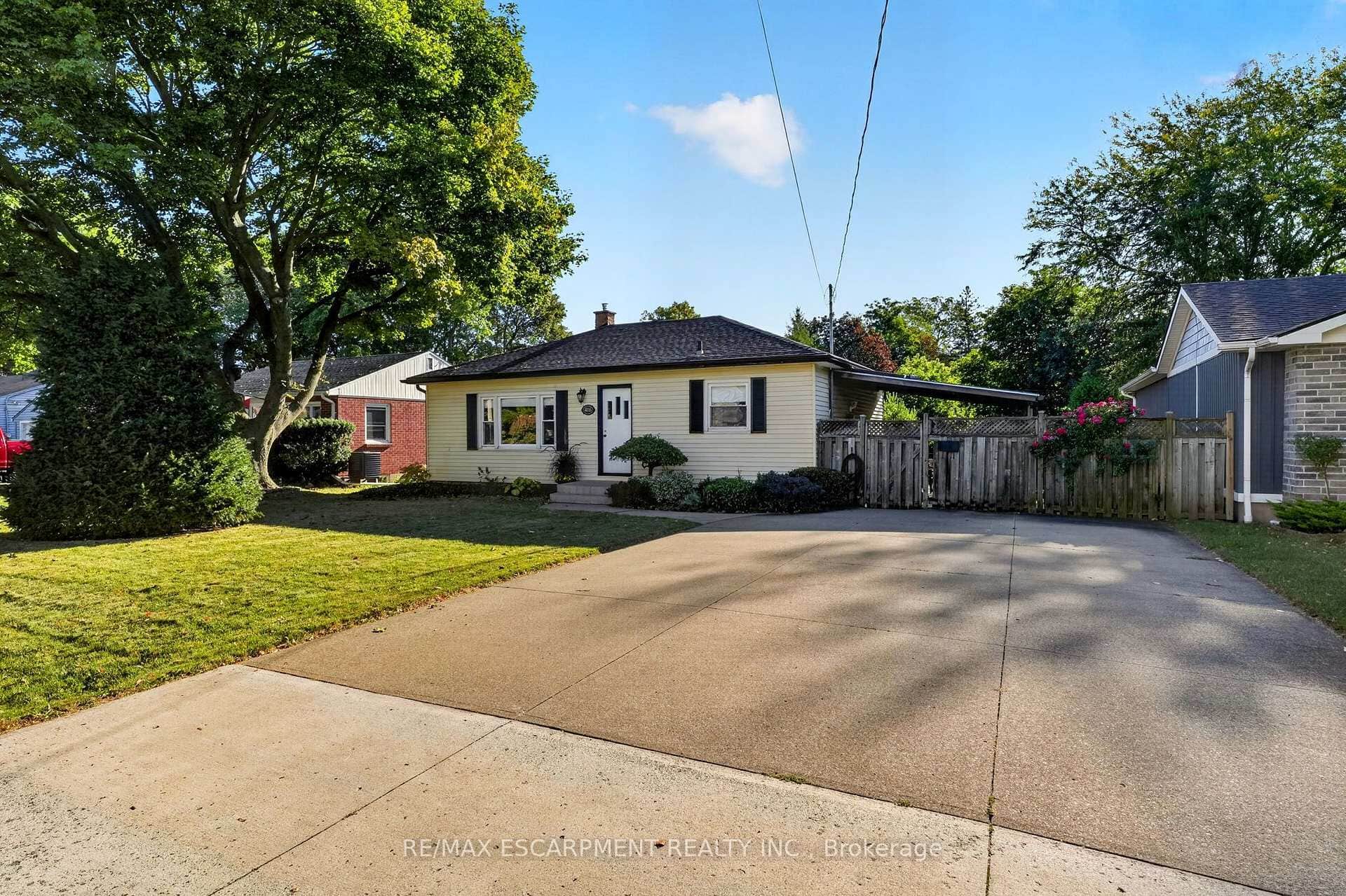 416 Bartlett Avenue