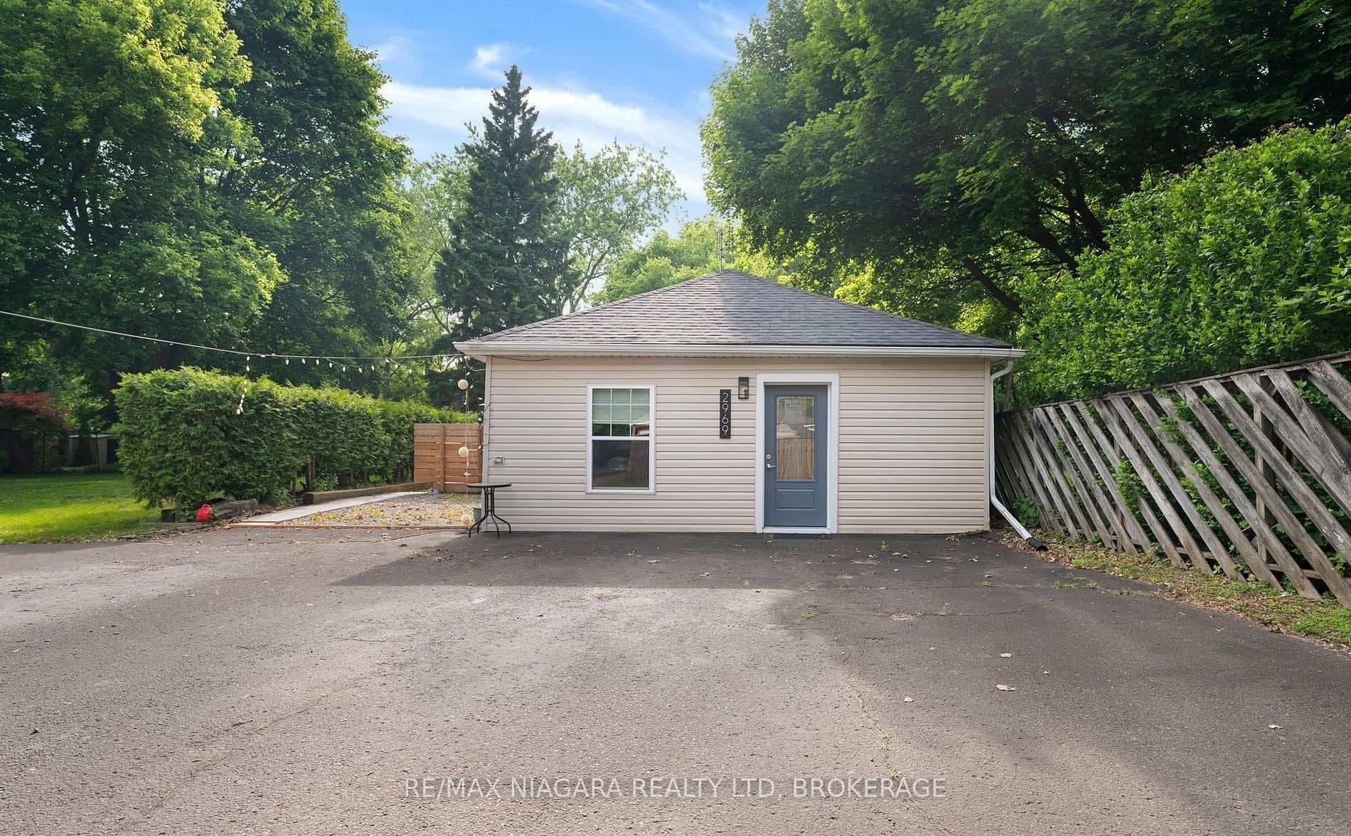 2971 Portage Road