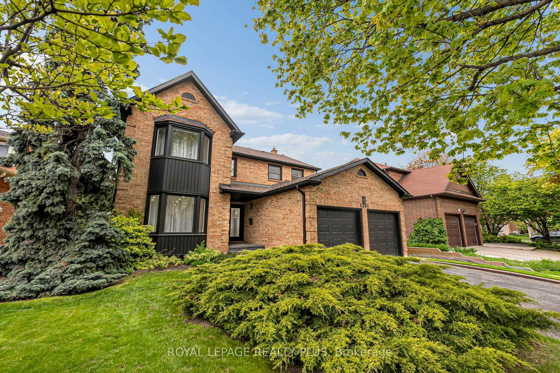 4344 Dallas Court
