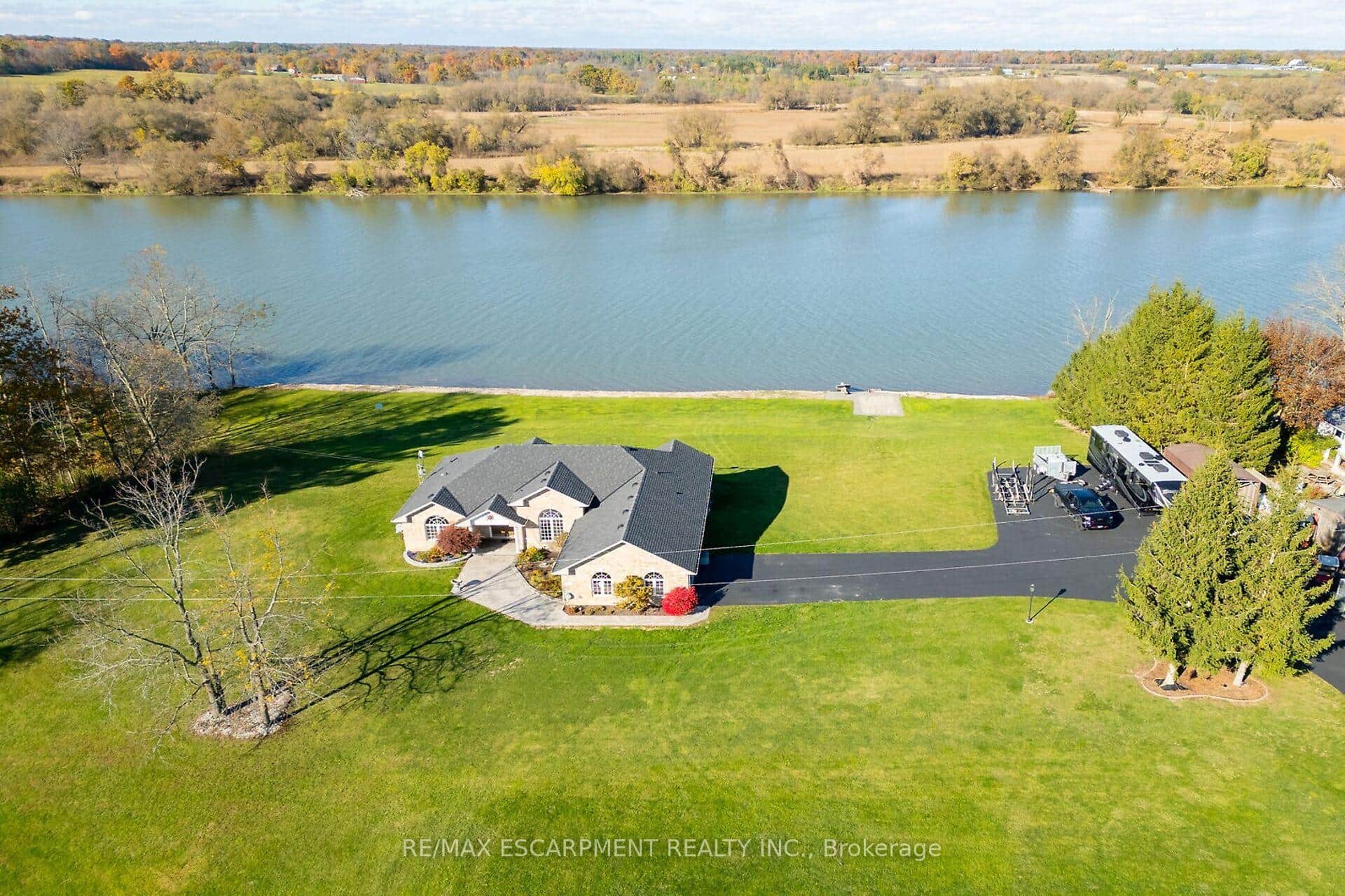 1140 River Road