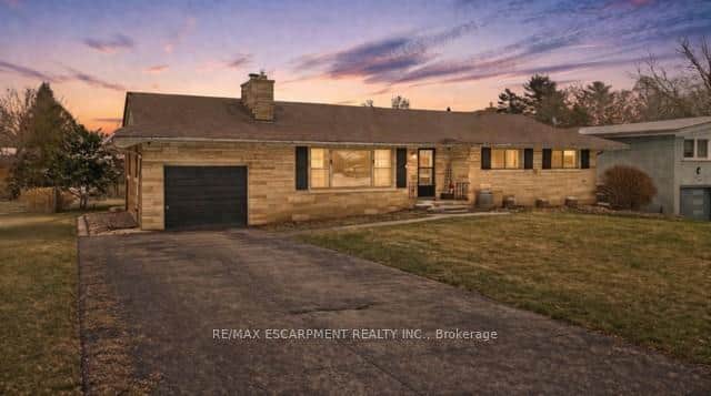 4 Mountview Avenue