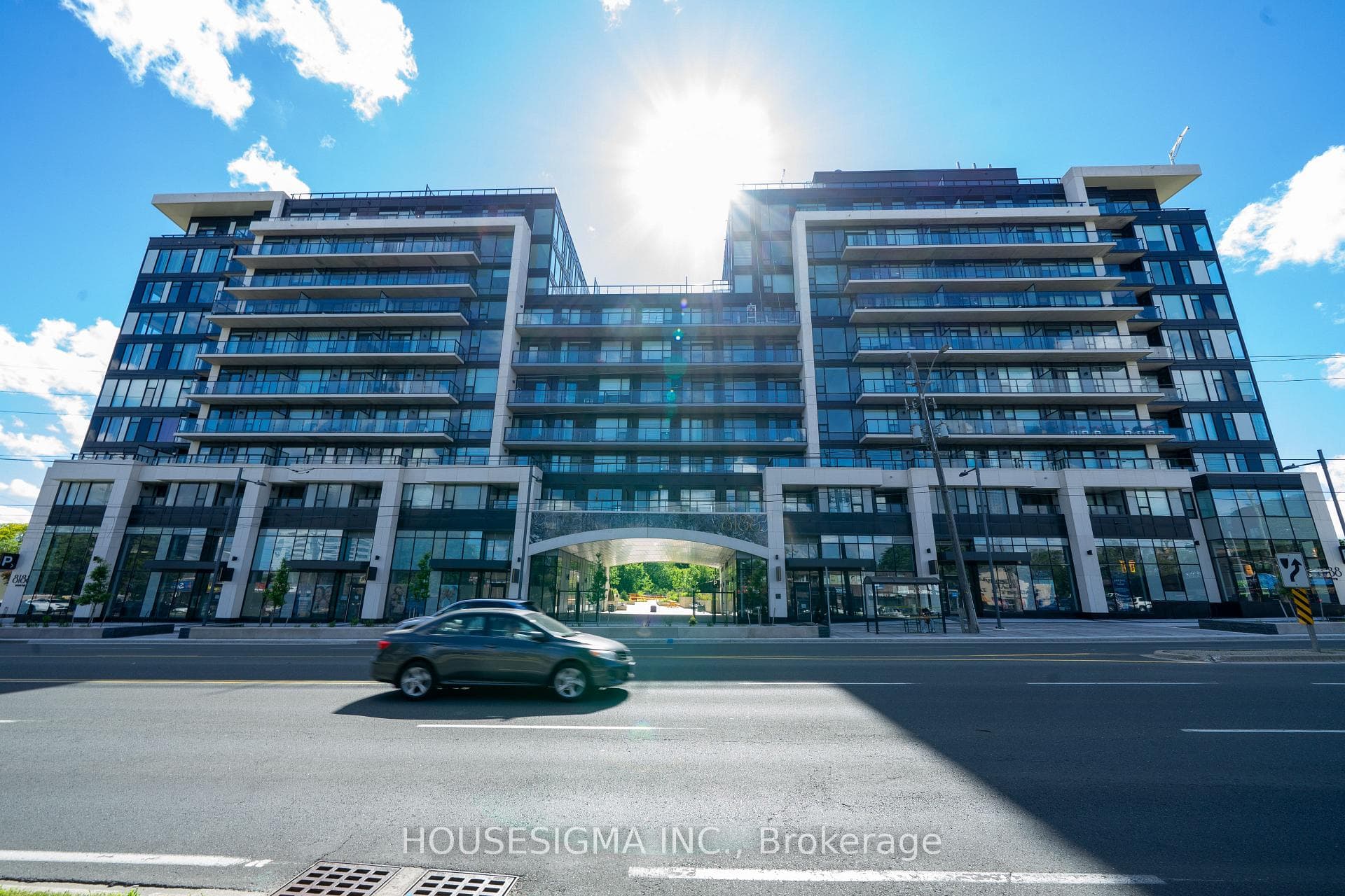 8188 Yonge Street Unit 820