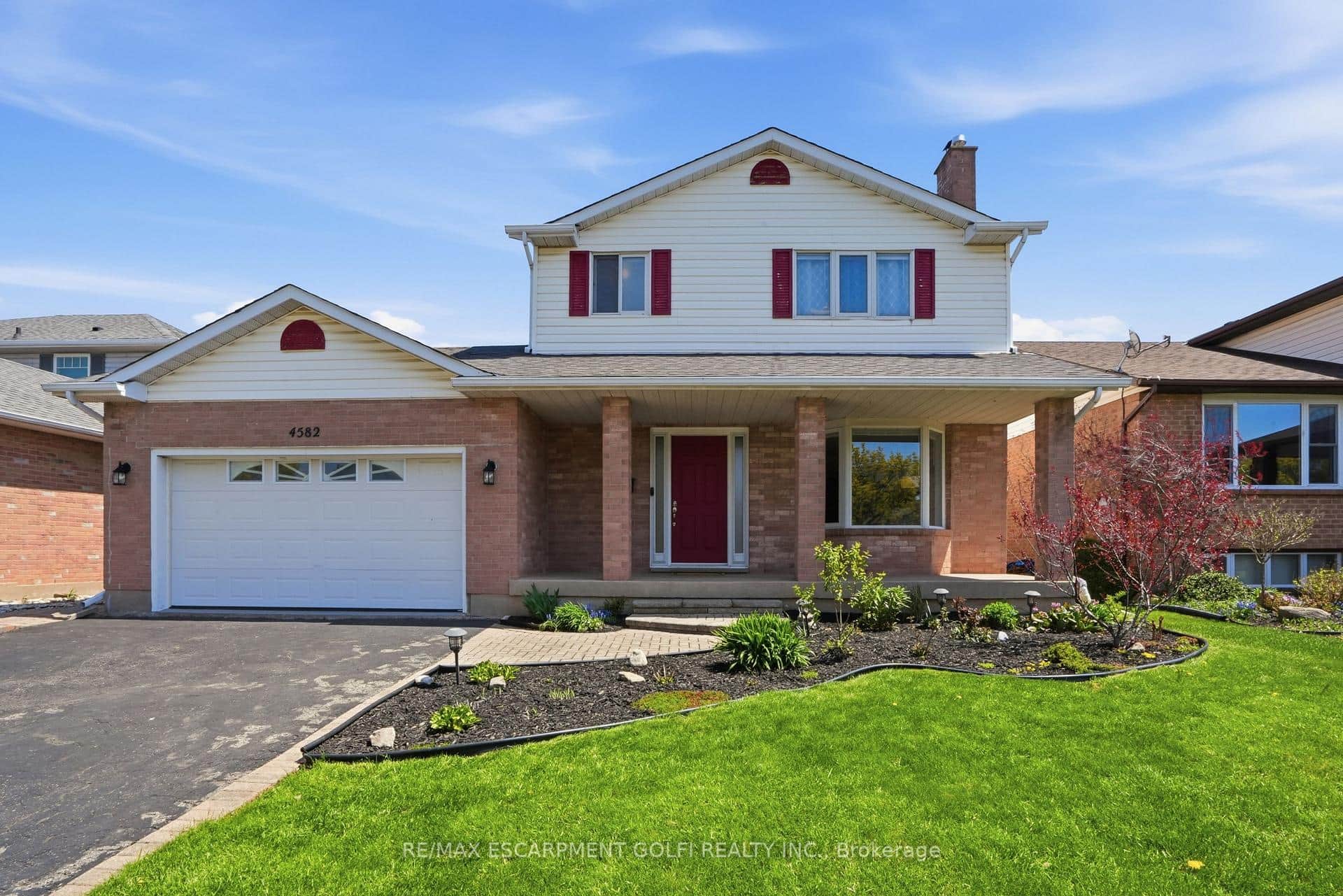 4582 ST VOLODYMYR Court