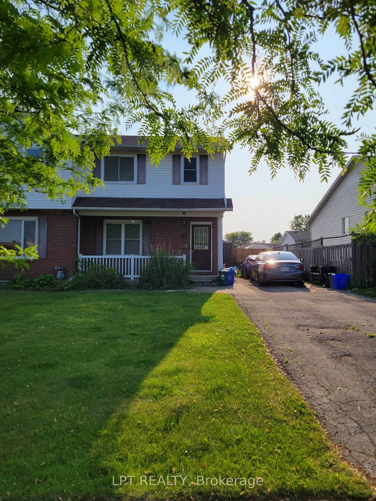 57 Poplar Crescent