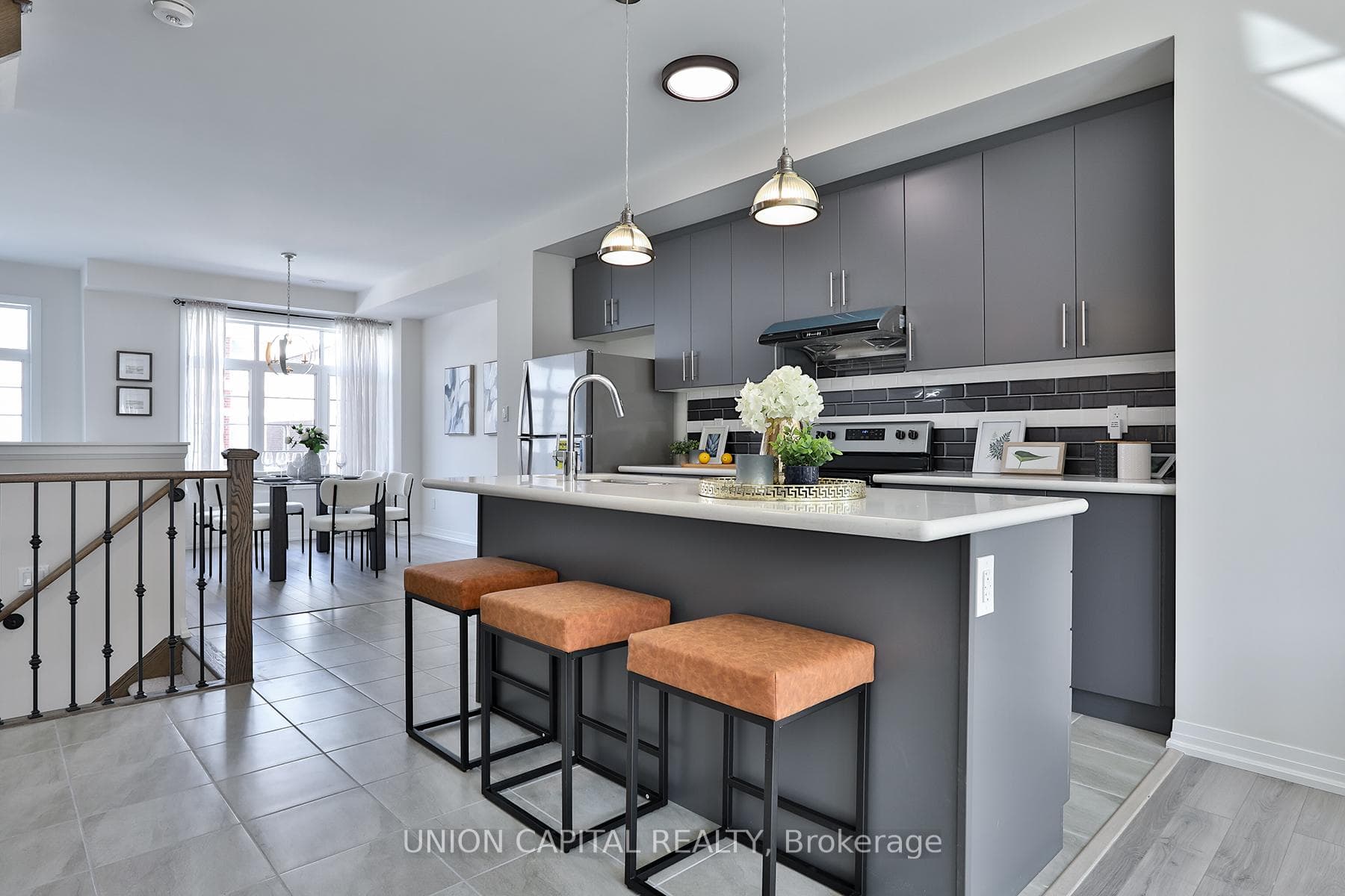 5 Sissons Way
