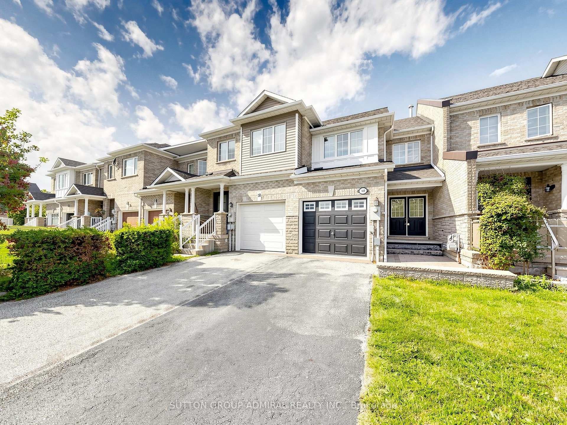 12 Elderbrook Crescent