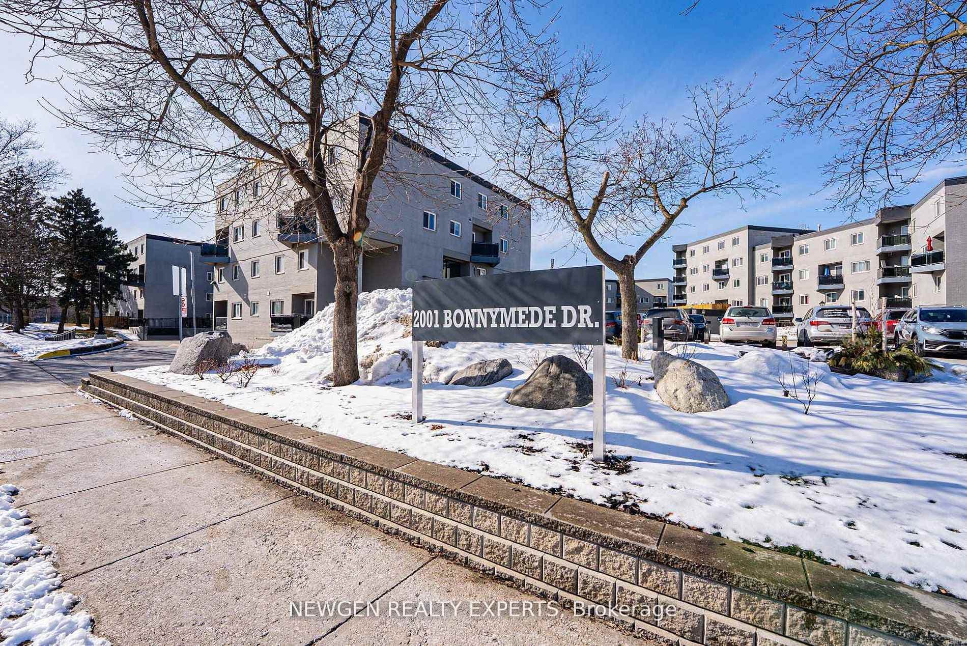 2001 Bonnymede Drive Unit 88