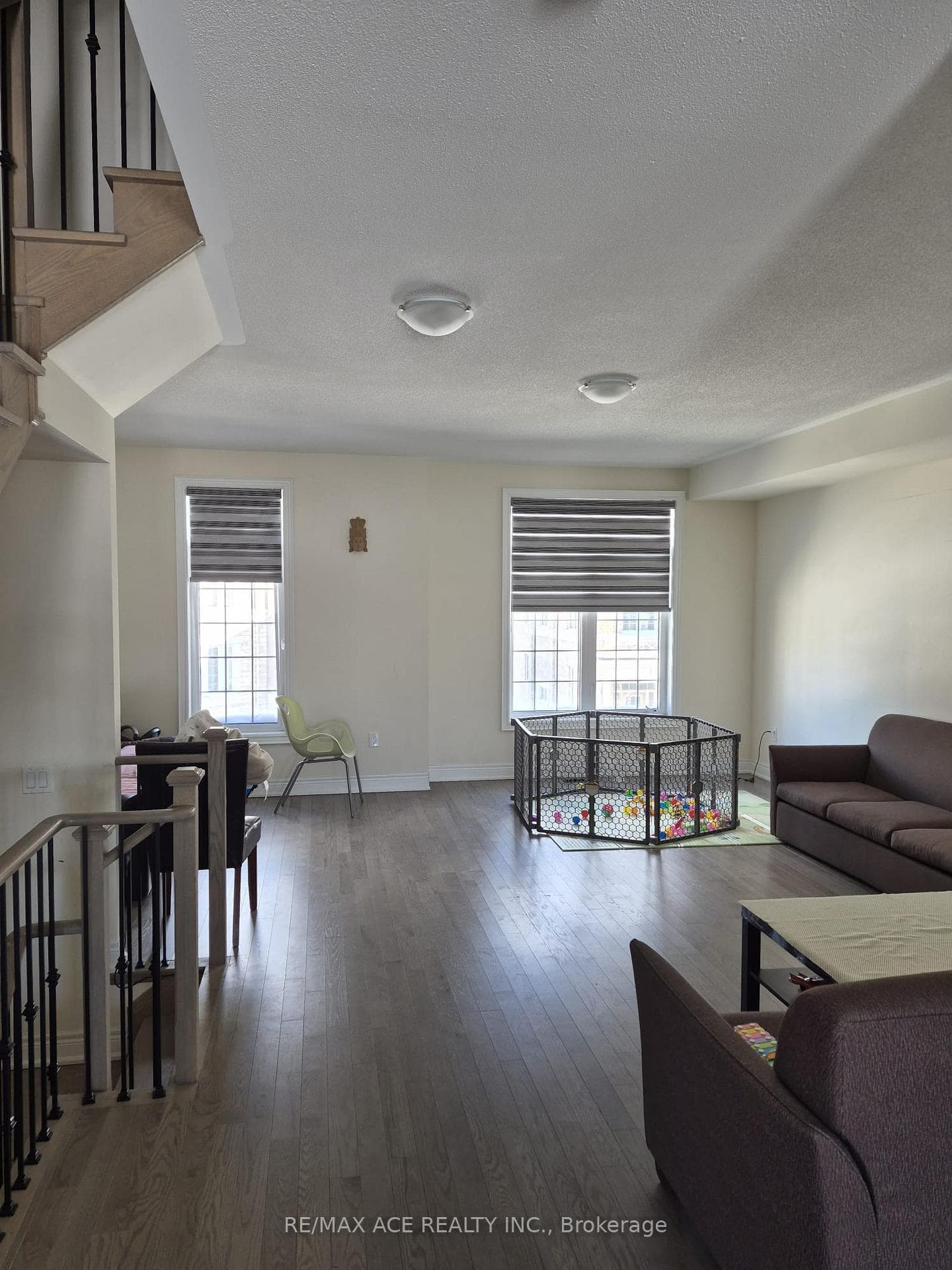 32 Andress Way