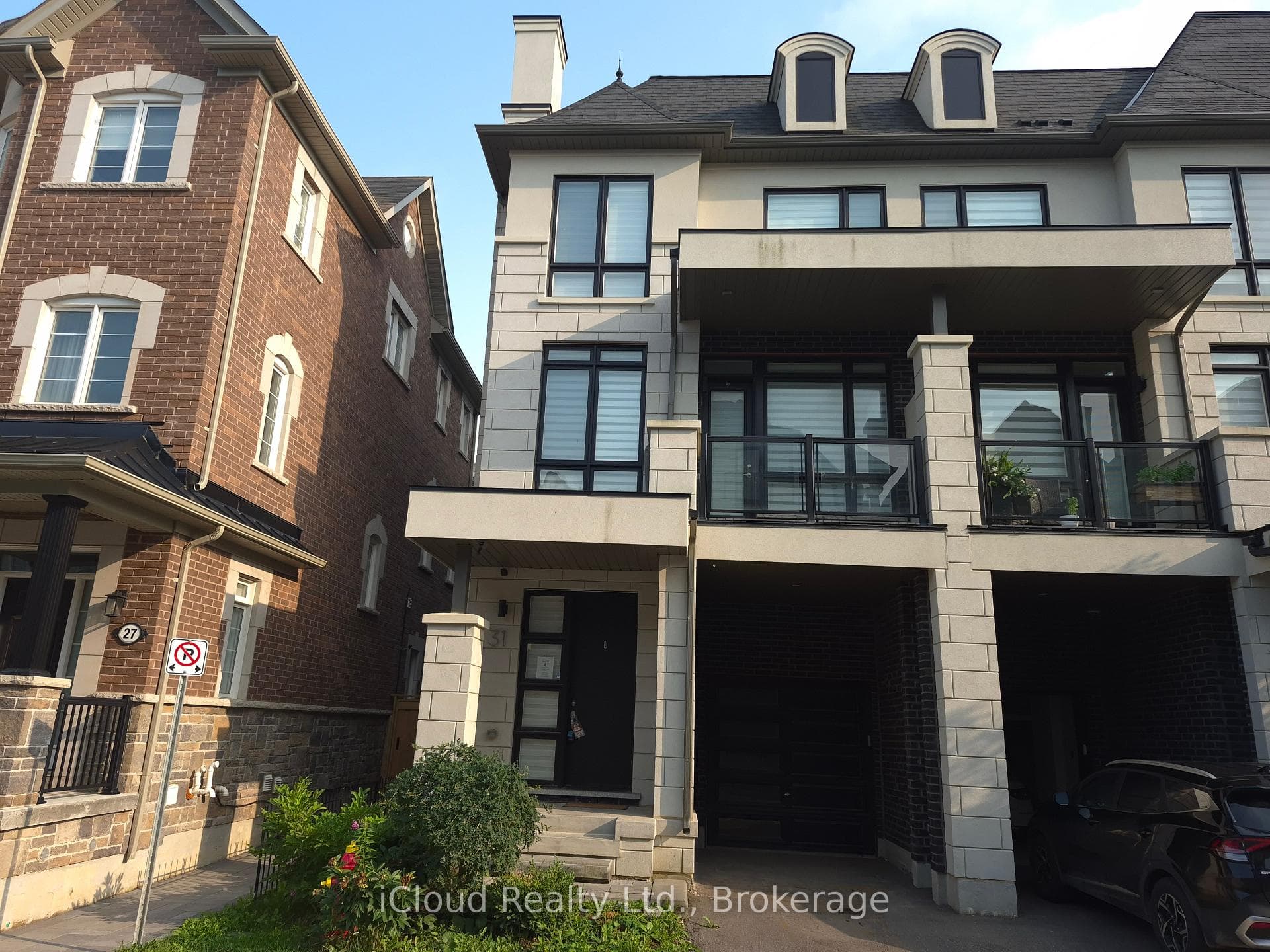 31 Globemaster Lane
