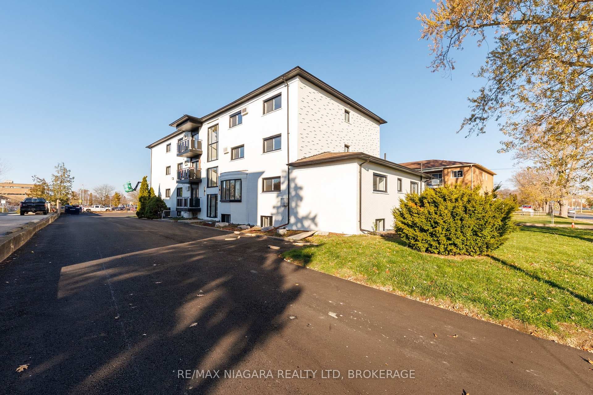 141 Plymouth Road Unit Unit 12