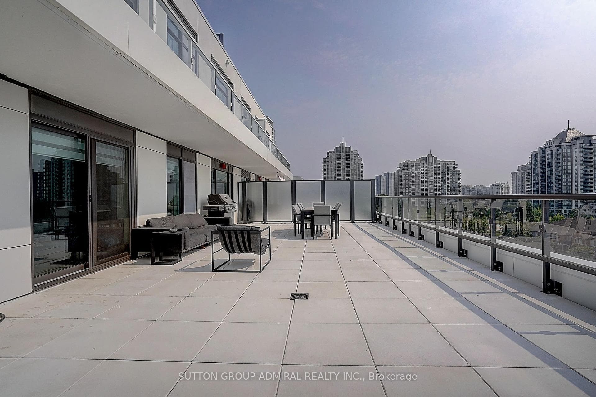 8 Beverley Glen Boulevard Unit 712
