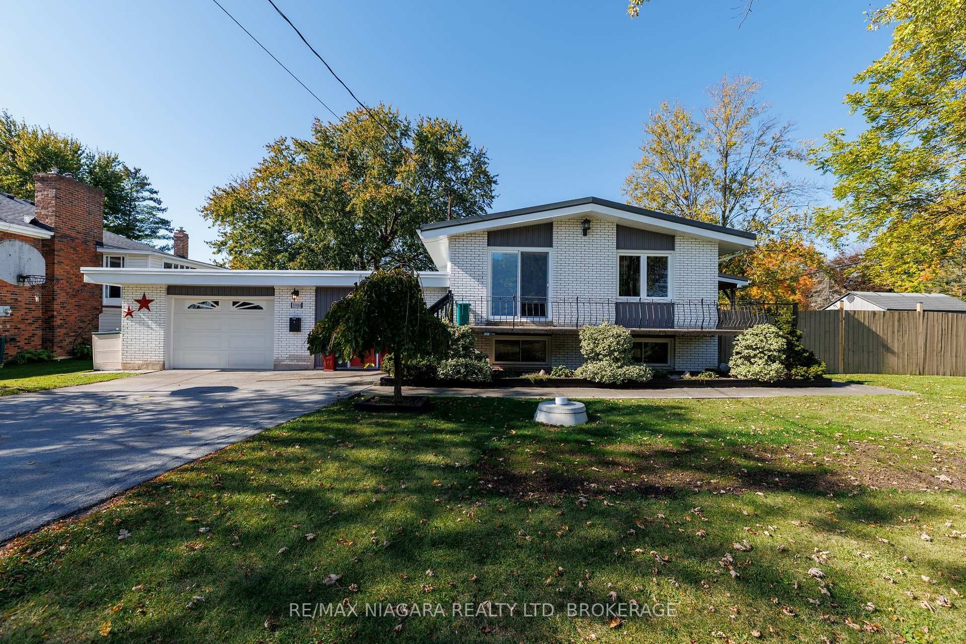 3984 Elm Street