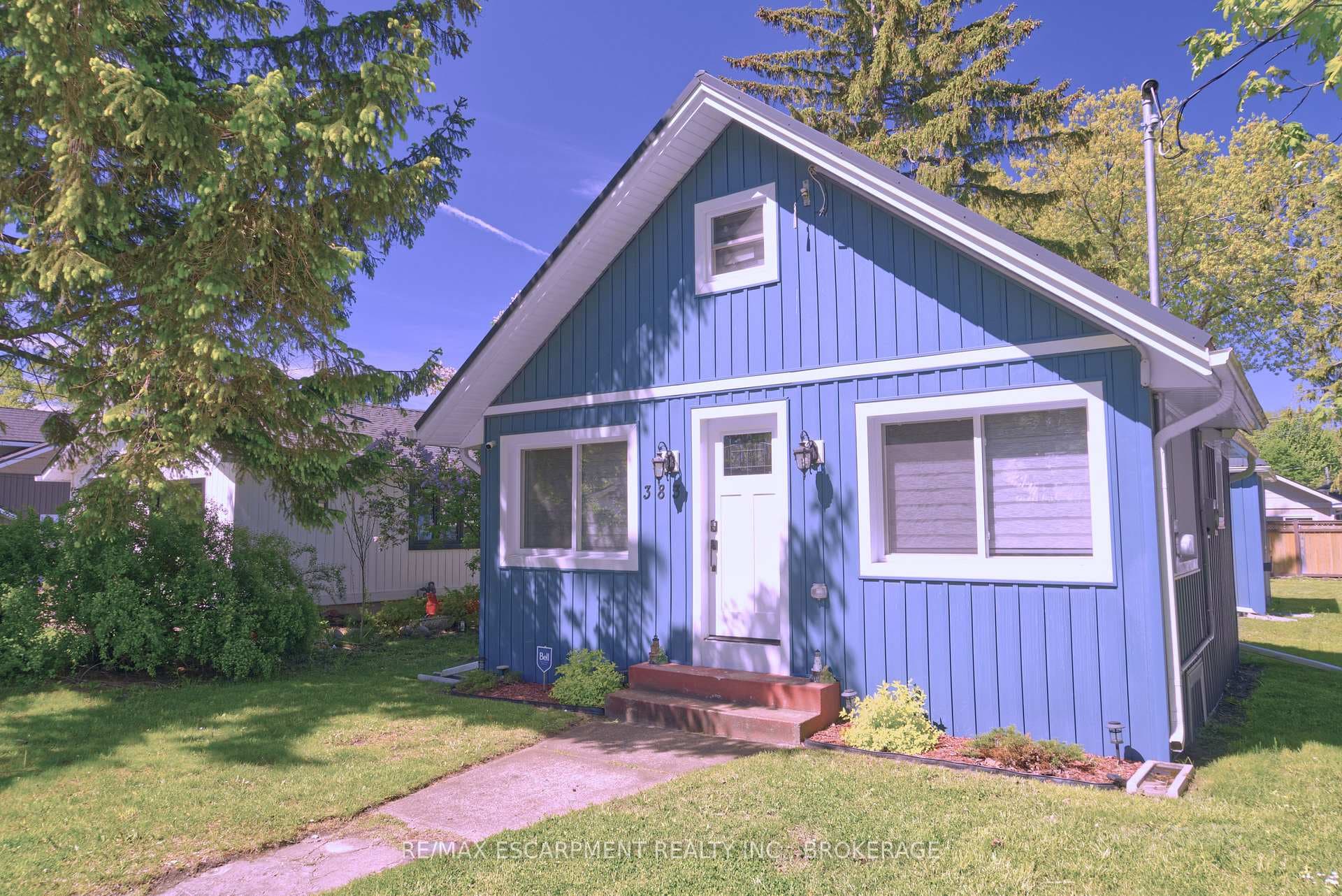 383 Cherrywood Avenue