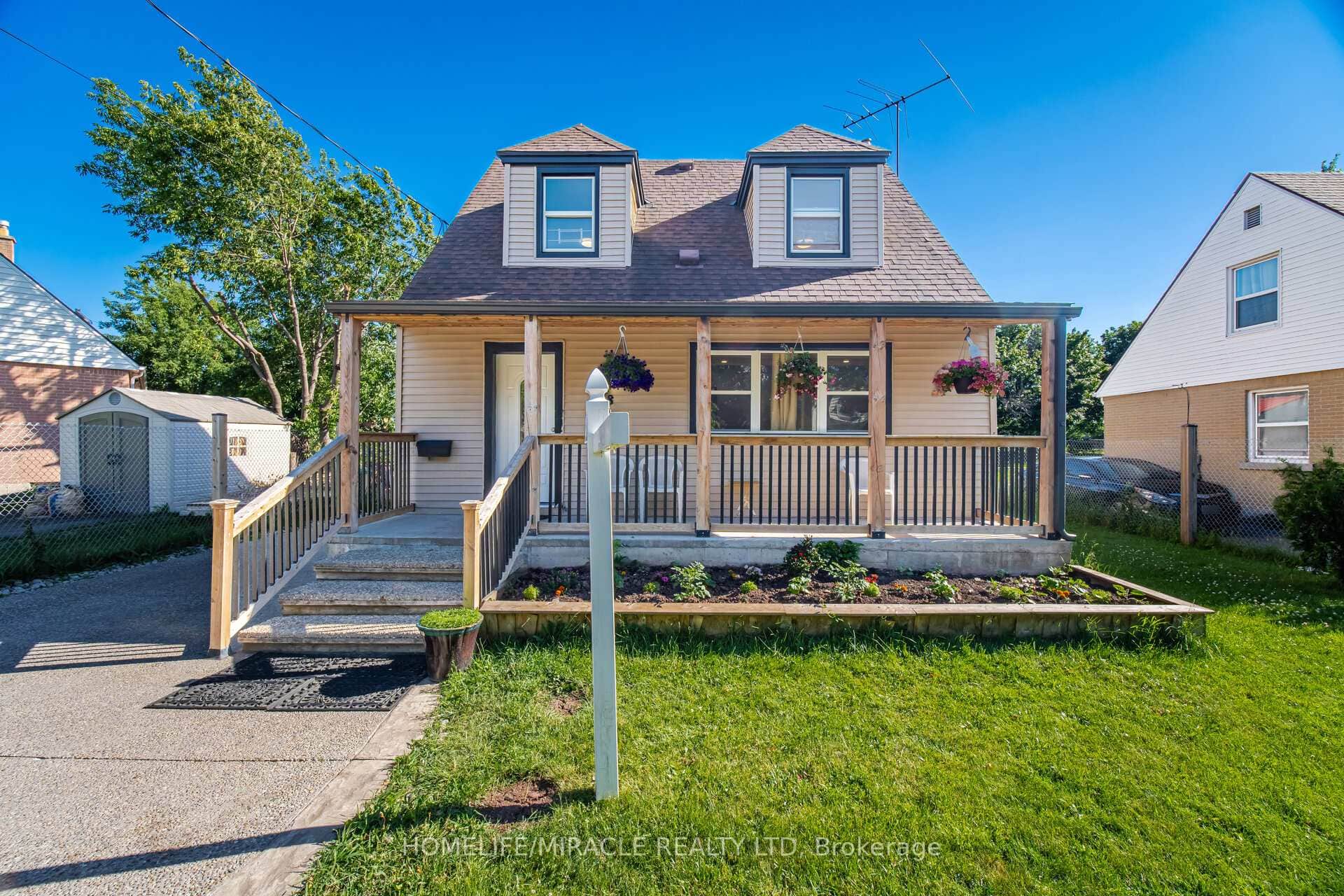 18 Glengrove Avenue
