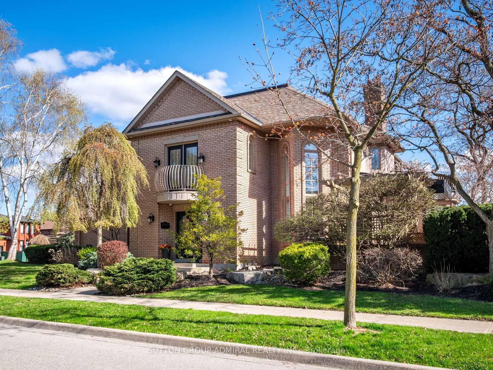 6 Colton Crescent