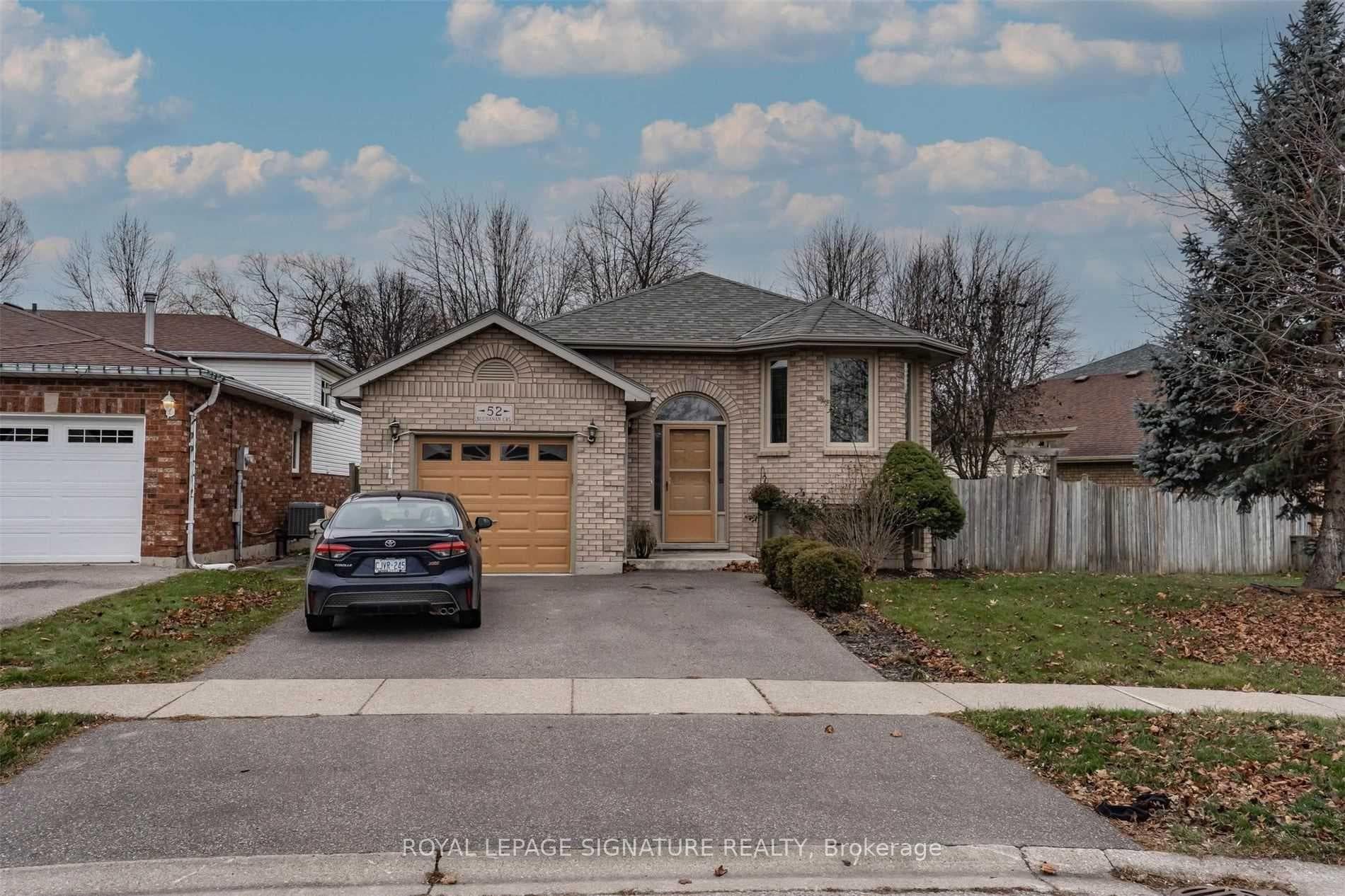 52 Buchanan Crescent Unit Upper