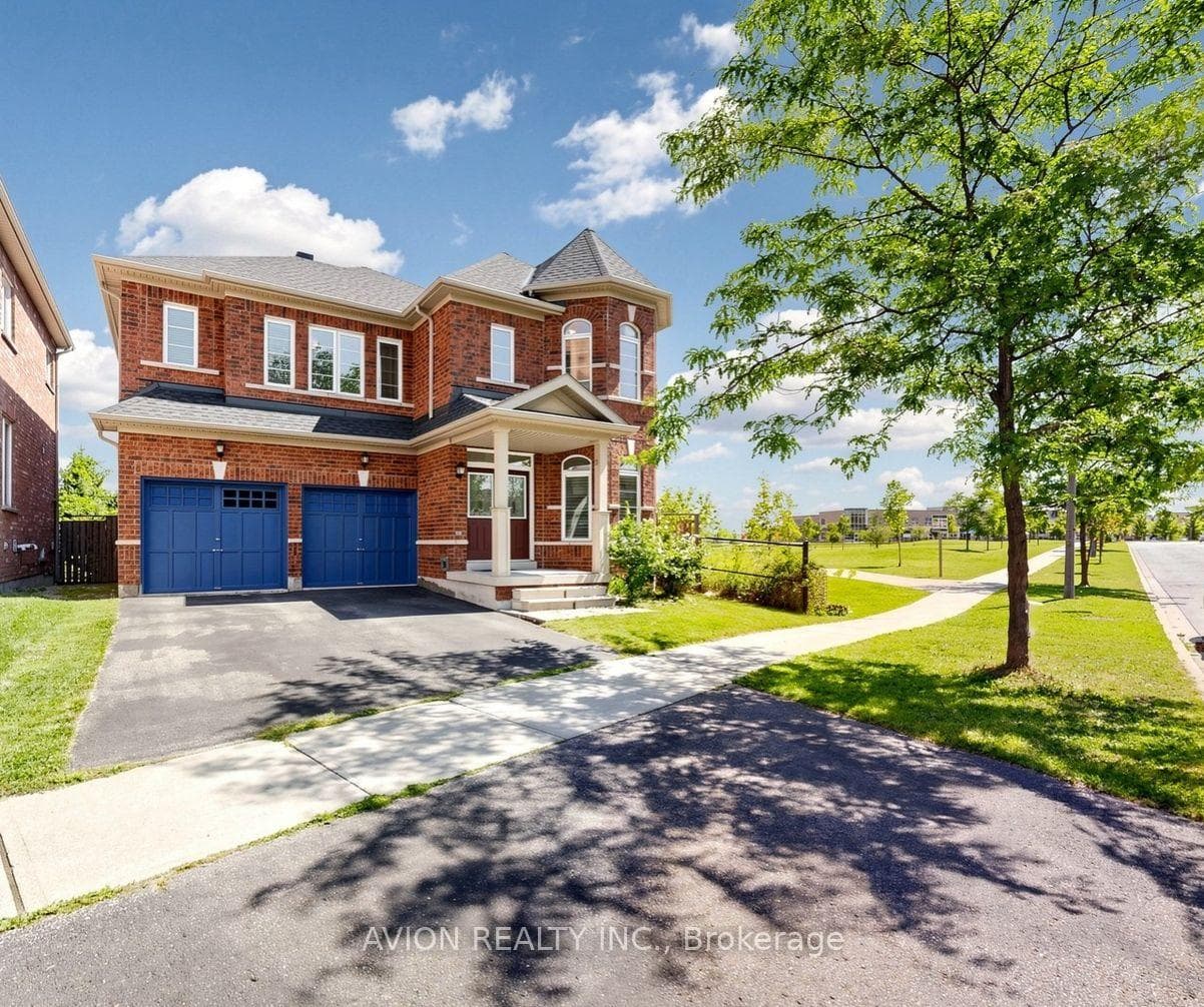 107 Alexander Lawrie Avenue