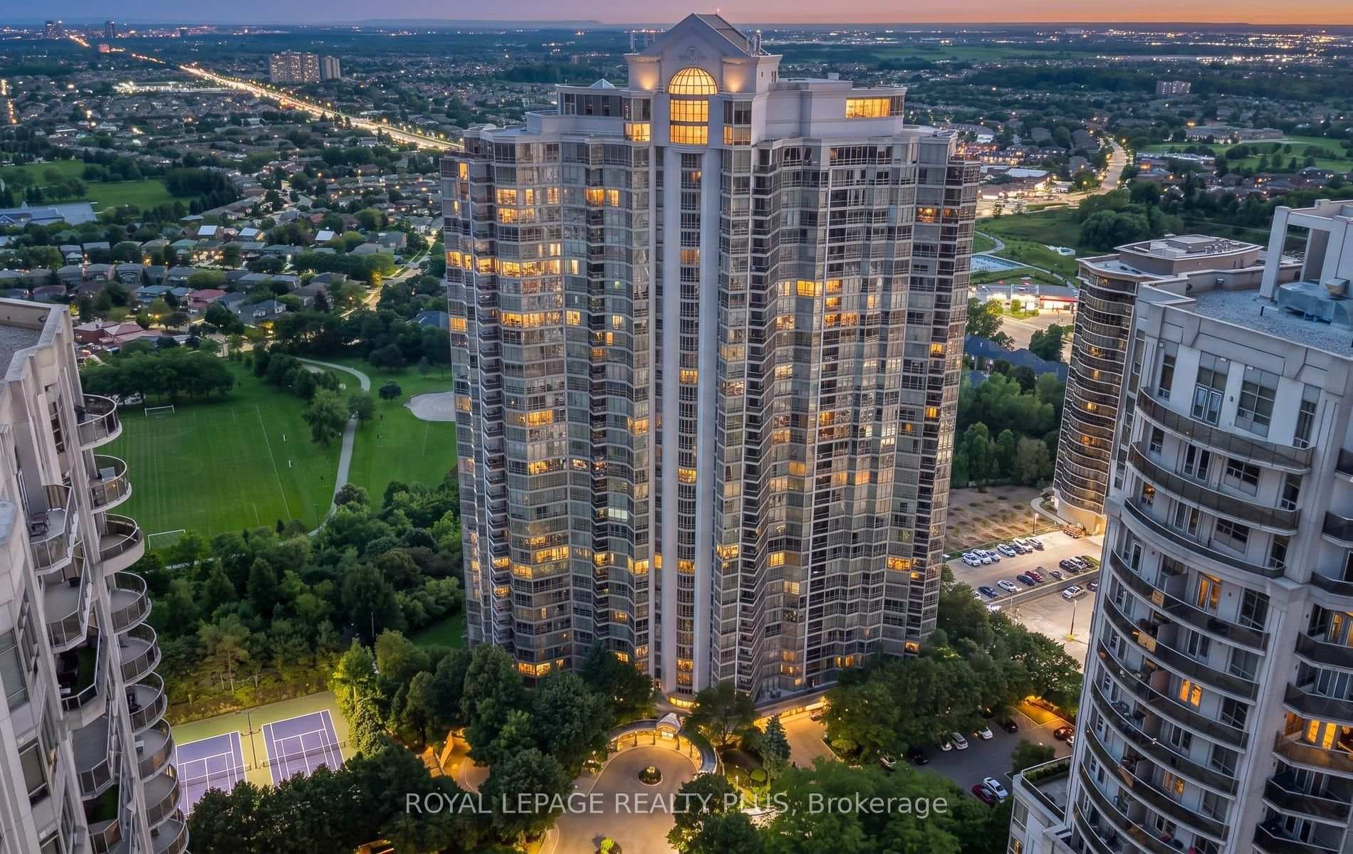 45 Kingsbridge Garden Circle Unit 808