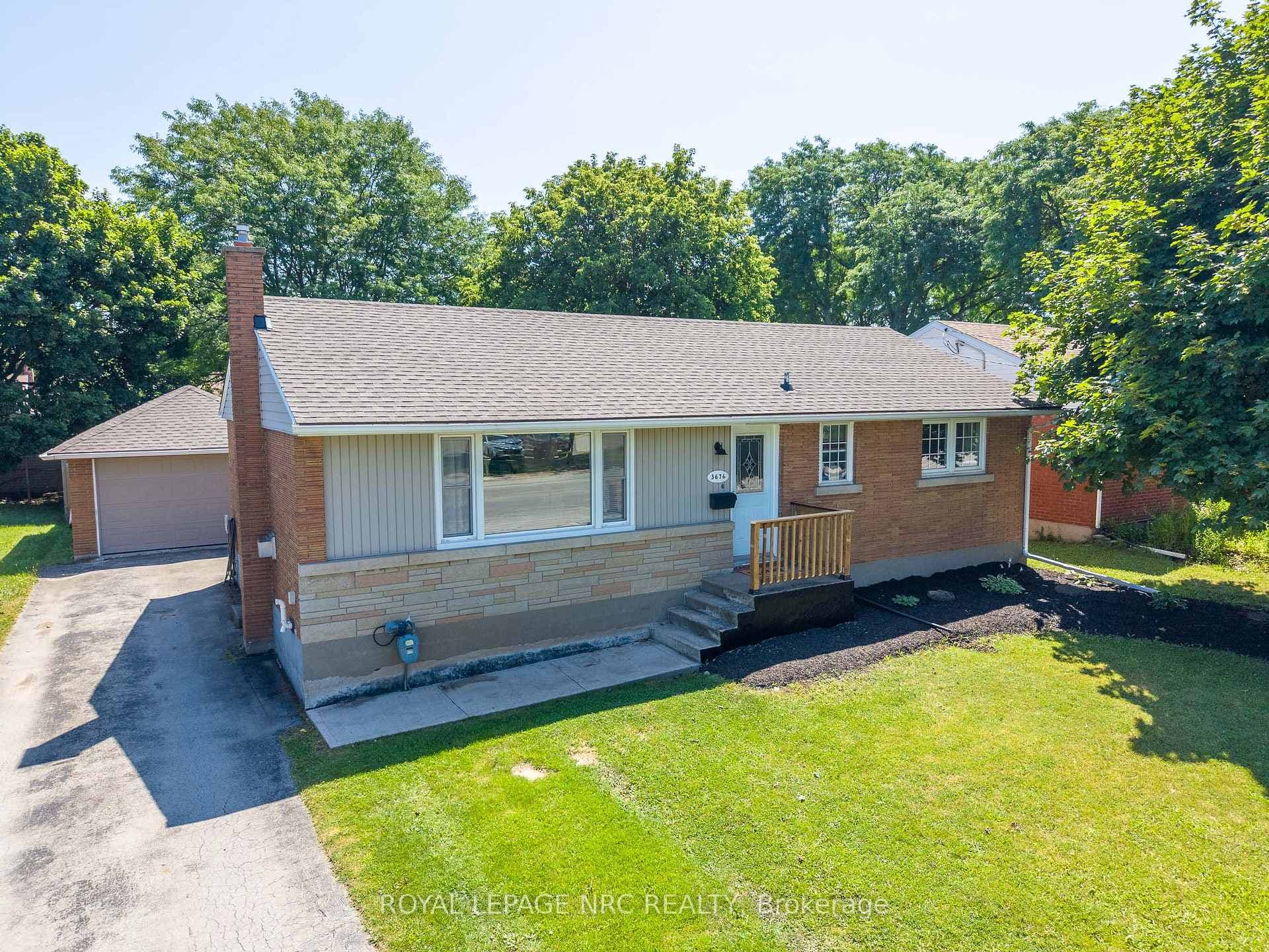 3676 Dorchester Road