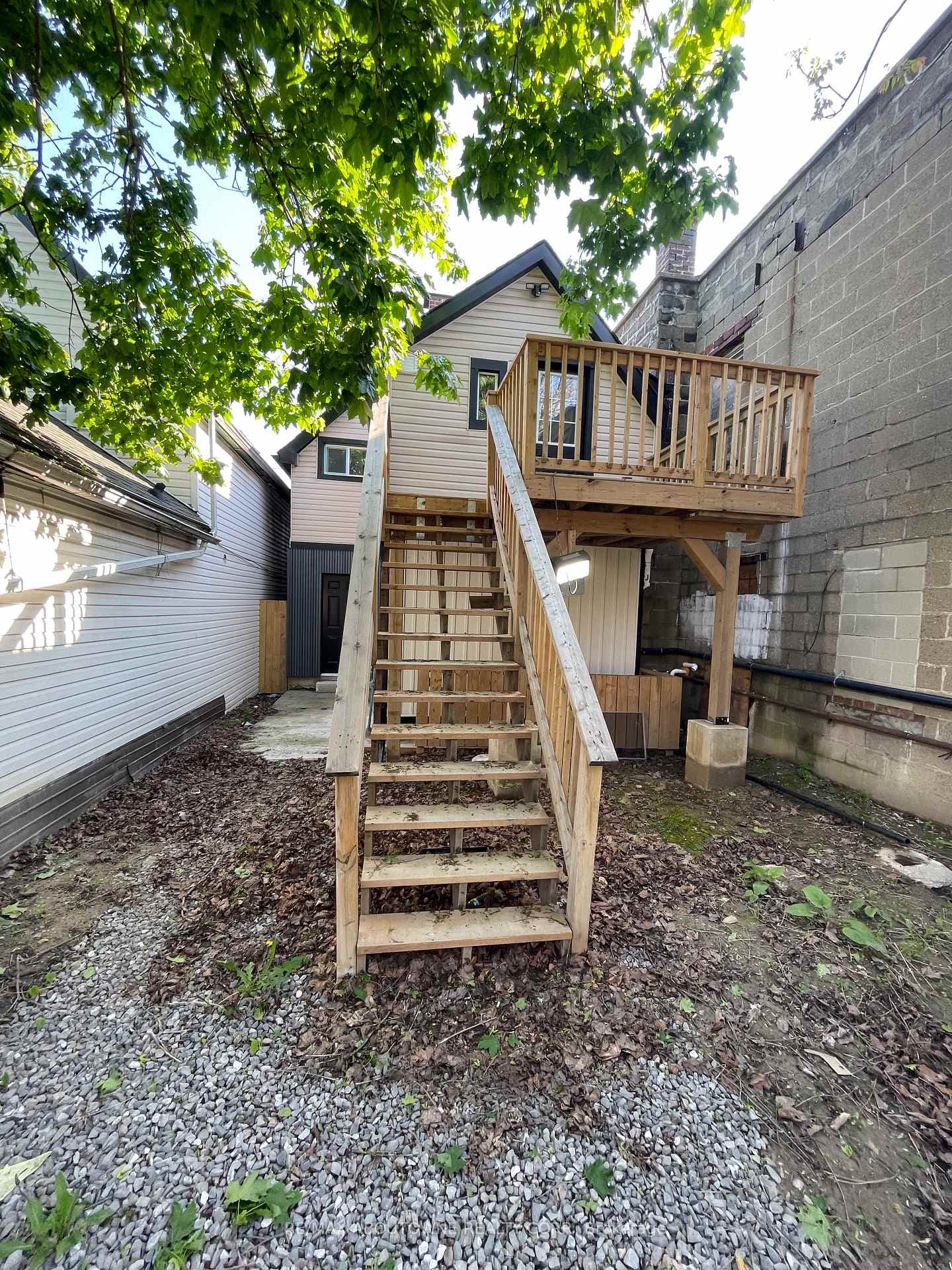 759 Barton Street