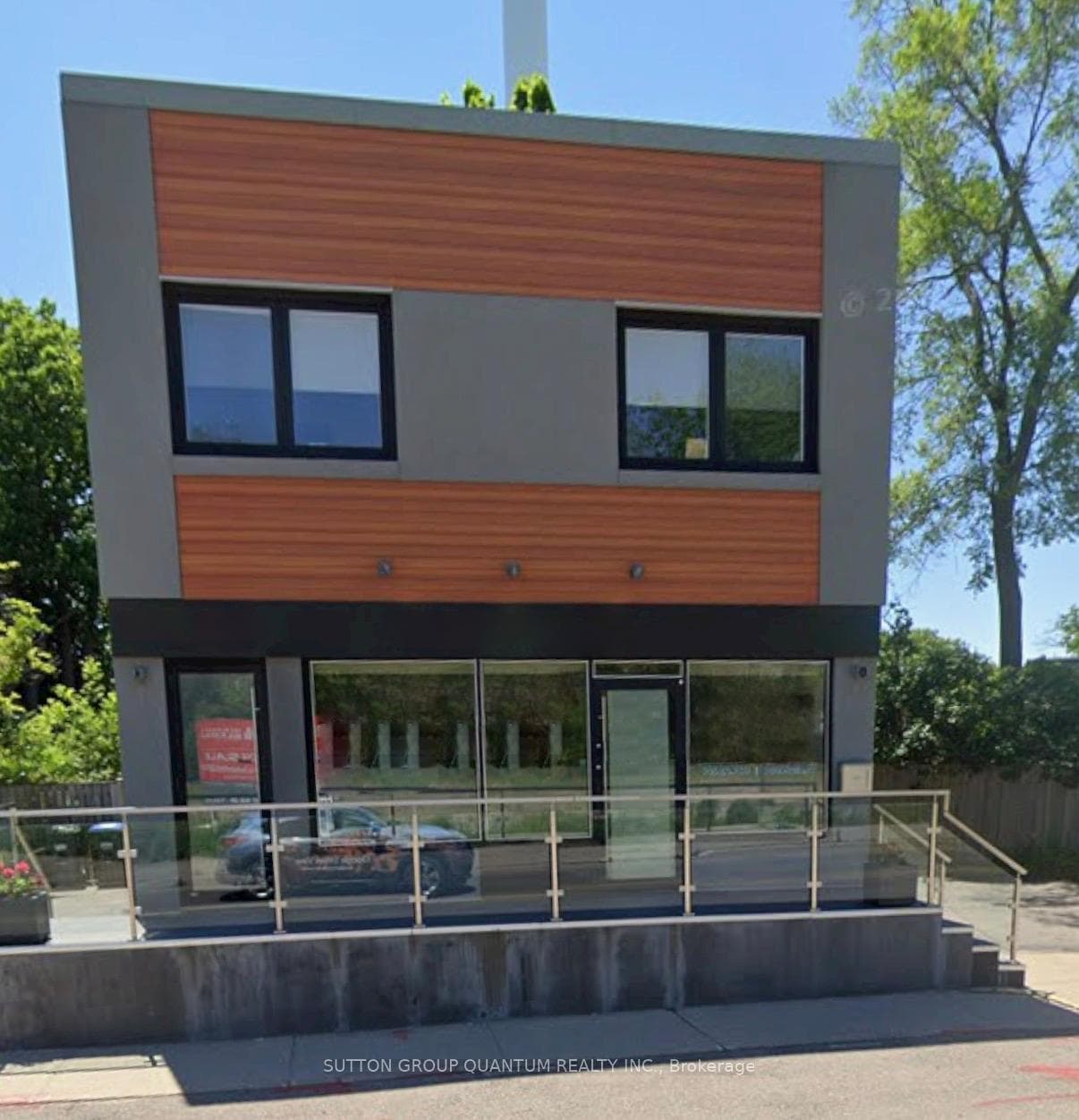 1136 Lorne Park Road