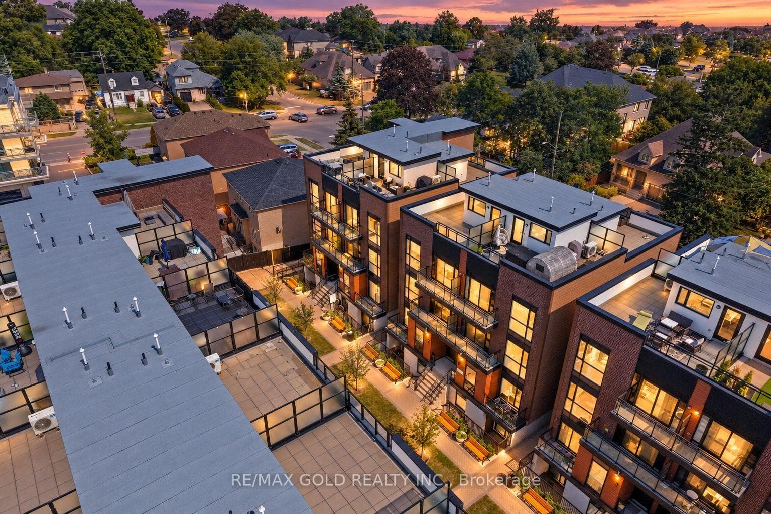 18 Coles Avenue Unit 602
