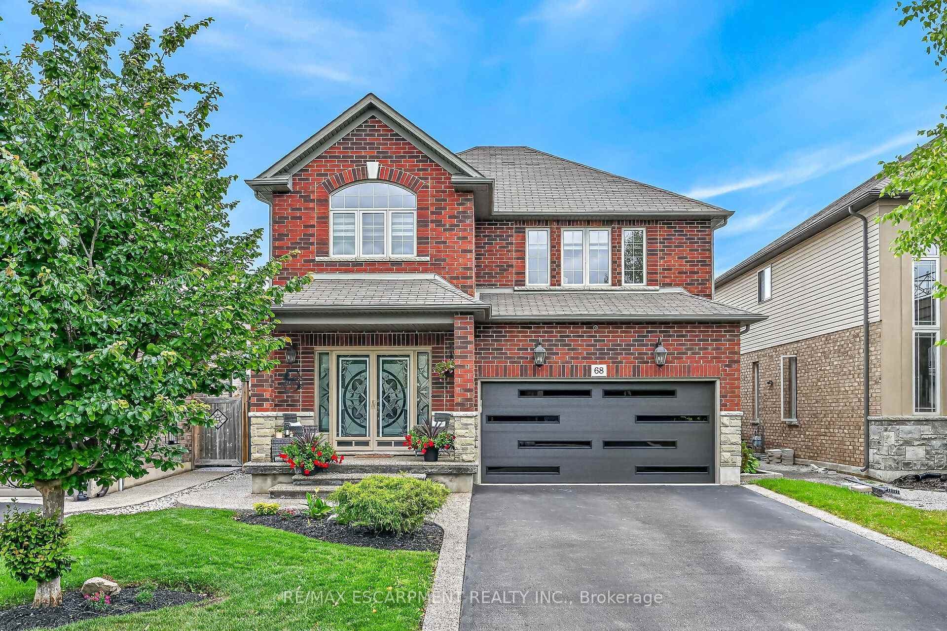 68 GARINGER Crescent