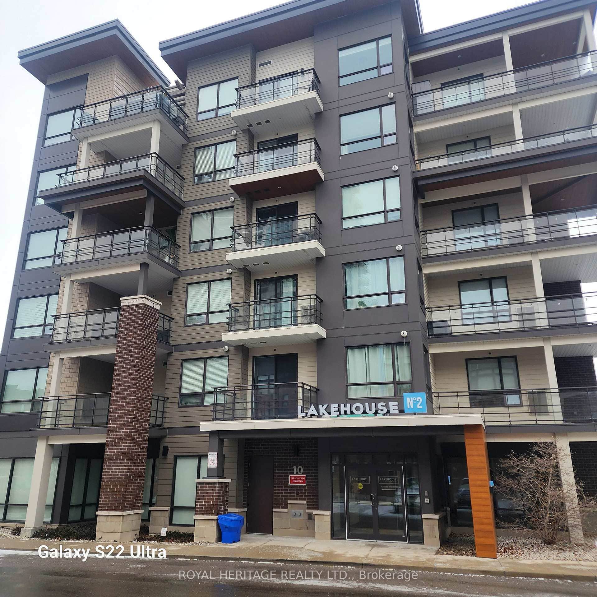 10 Esplanade Lane Unit 513