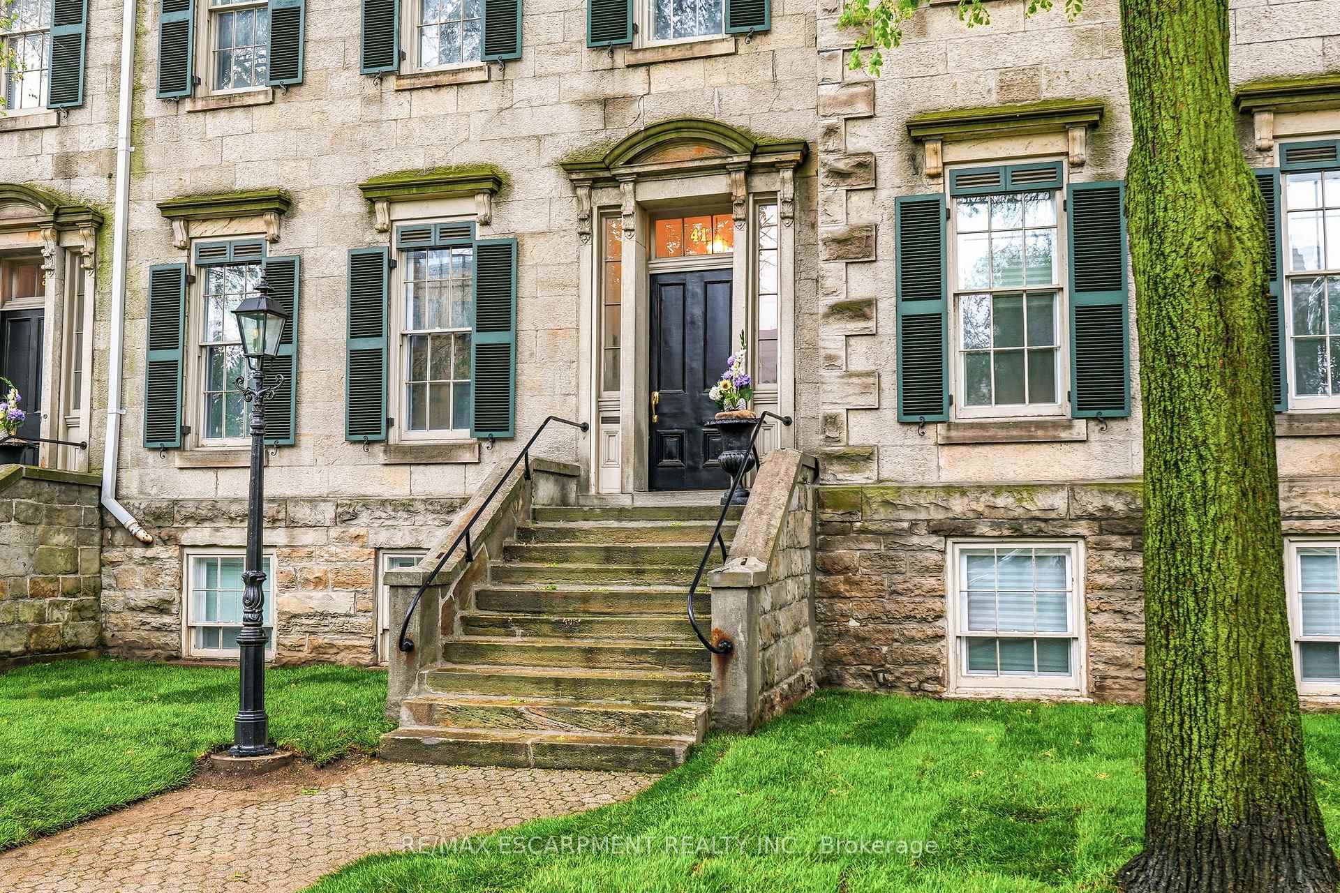 41 Duke Street Unit 1