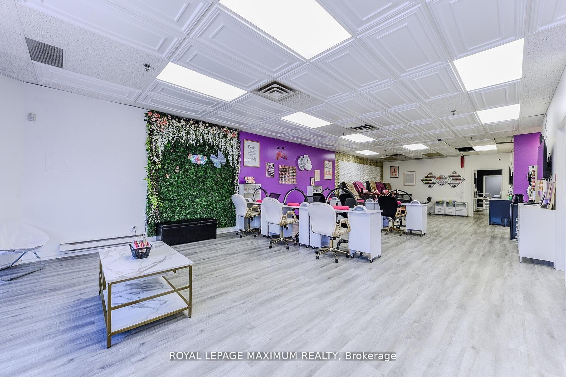 4220 Steeles Avenue Unit C10