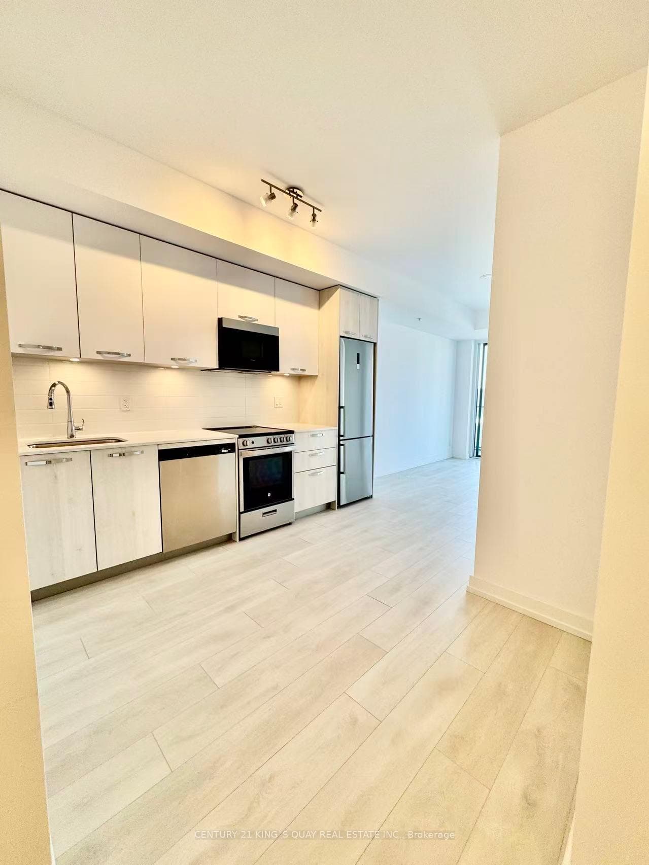 75 James Street Unit 901