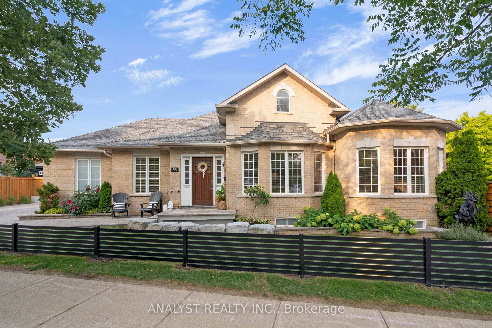 88 Brougham Drive