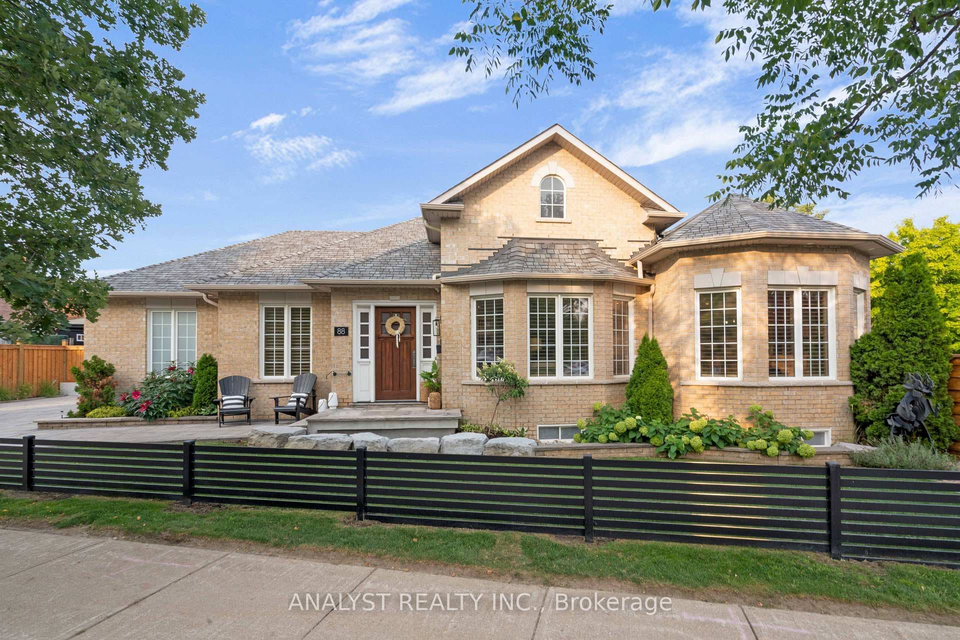 88 Brougham Drive