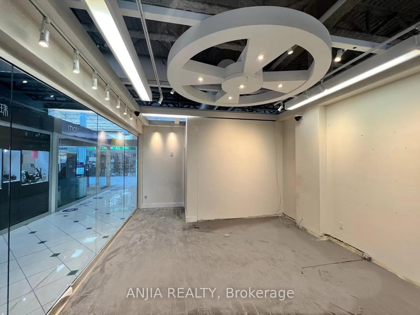 4300 Steeles Avenue Unit D57
