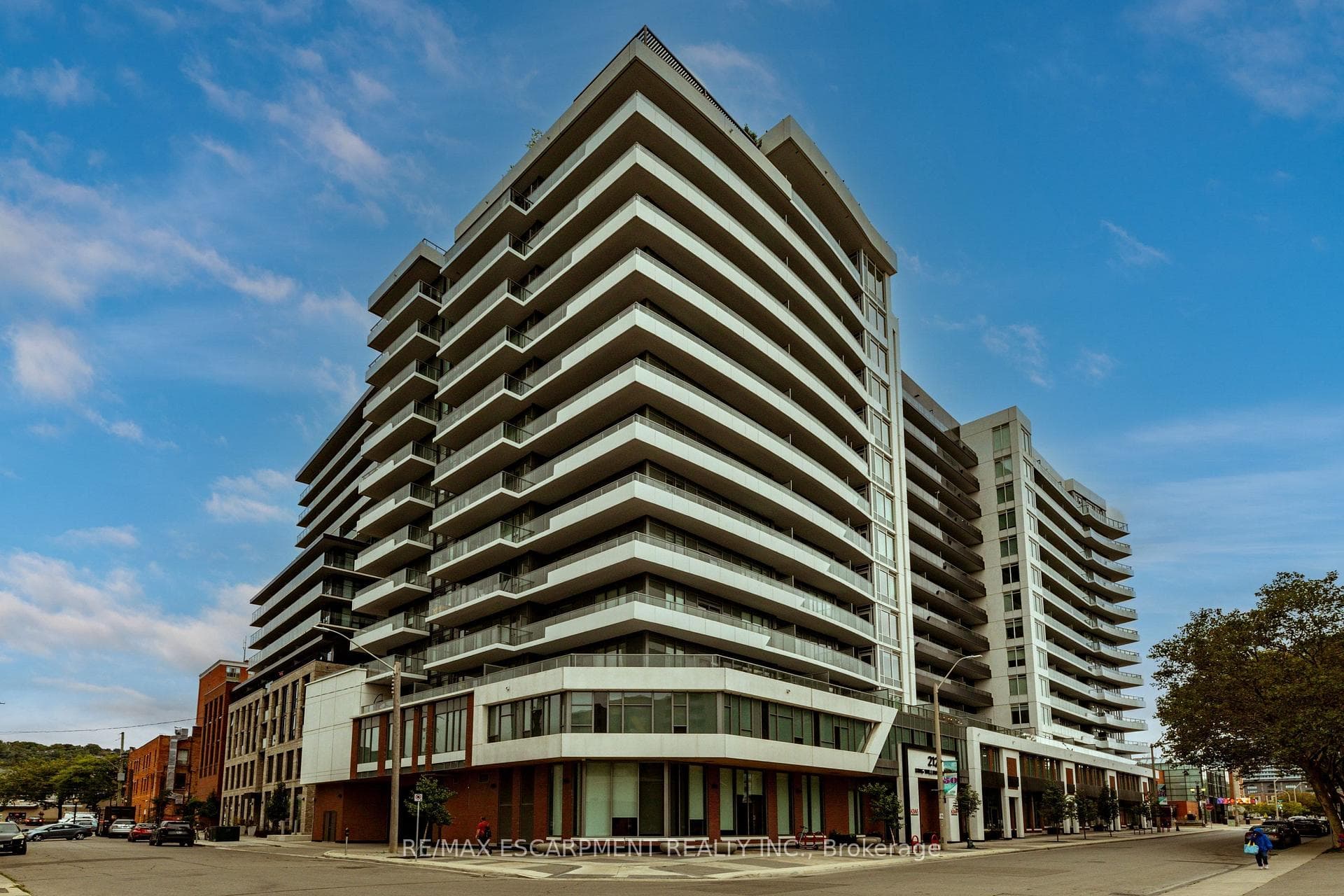 212 King William Street Unit 812