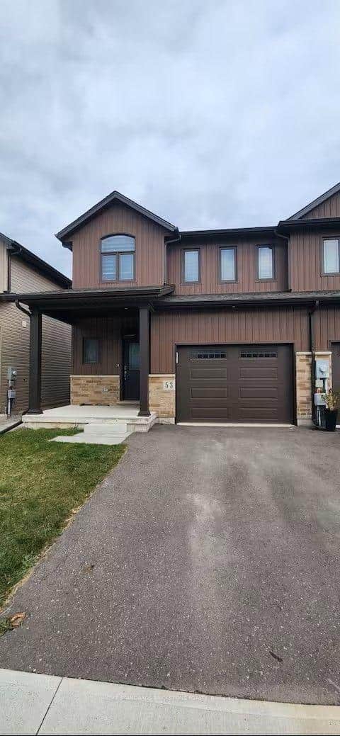 53 Lamb Crescent
