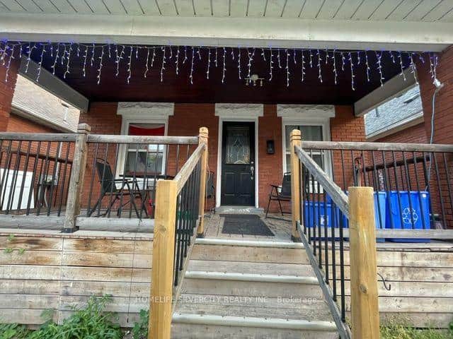 24 Webber Avenue