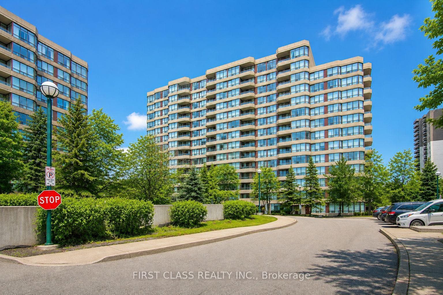 91 Townsgate Drive Unit 106