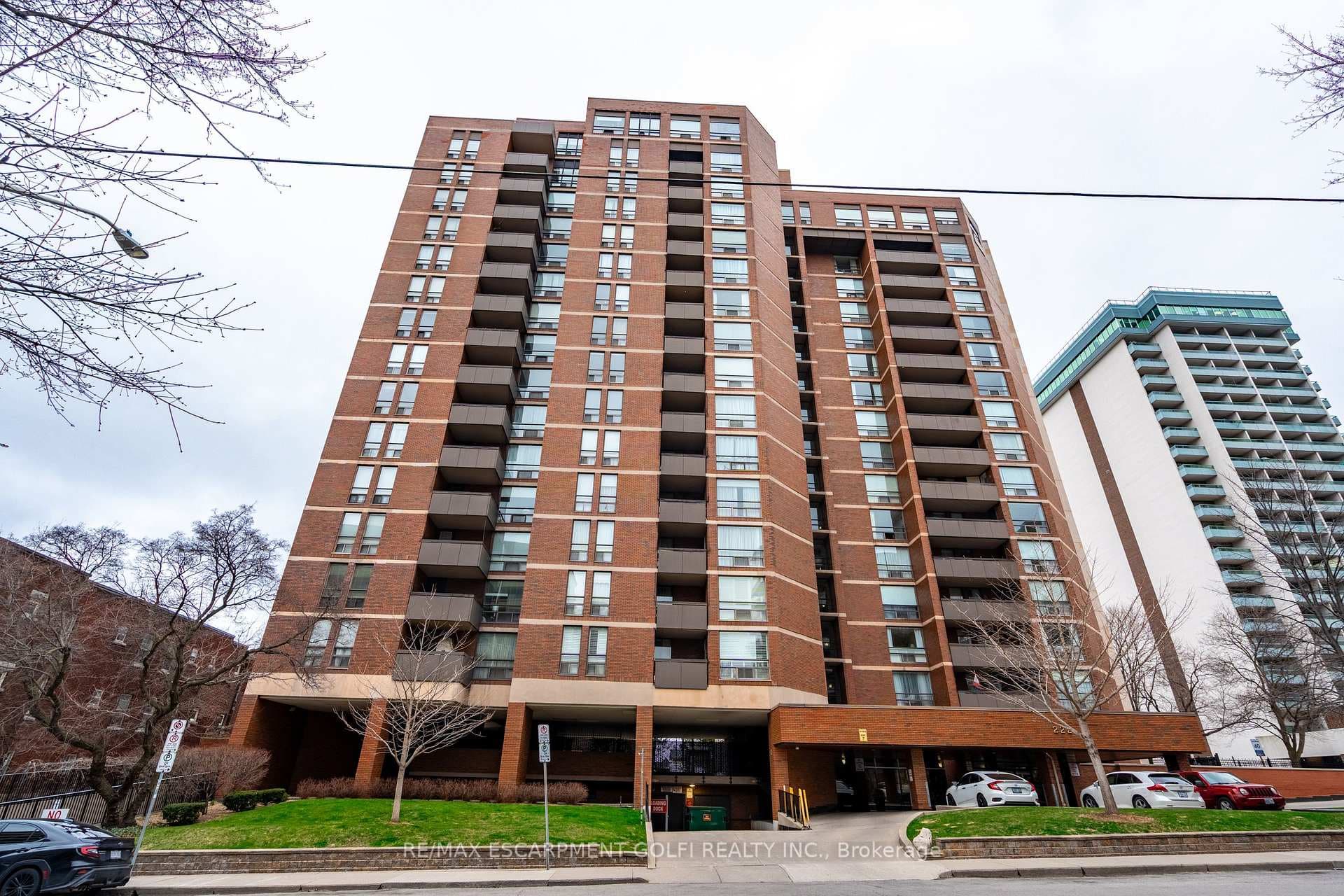 222 Jackson Street Unit 305