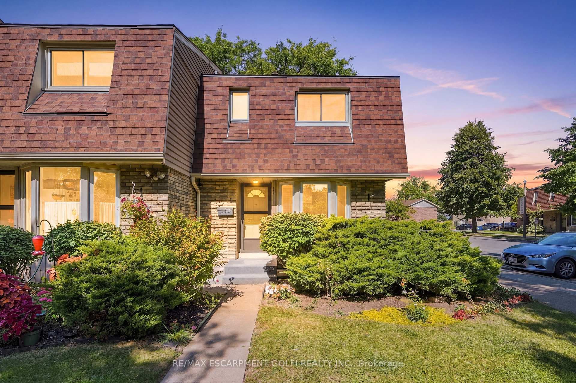 75 Ventura Drive Unit 1