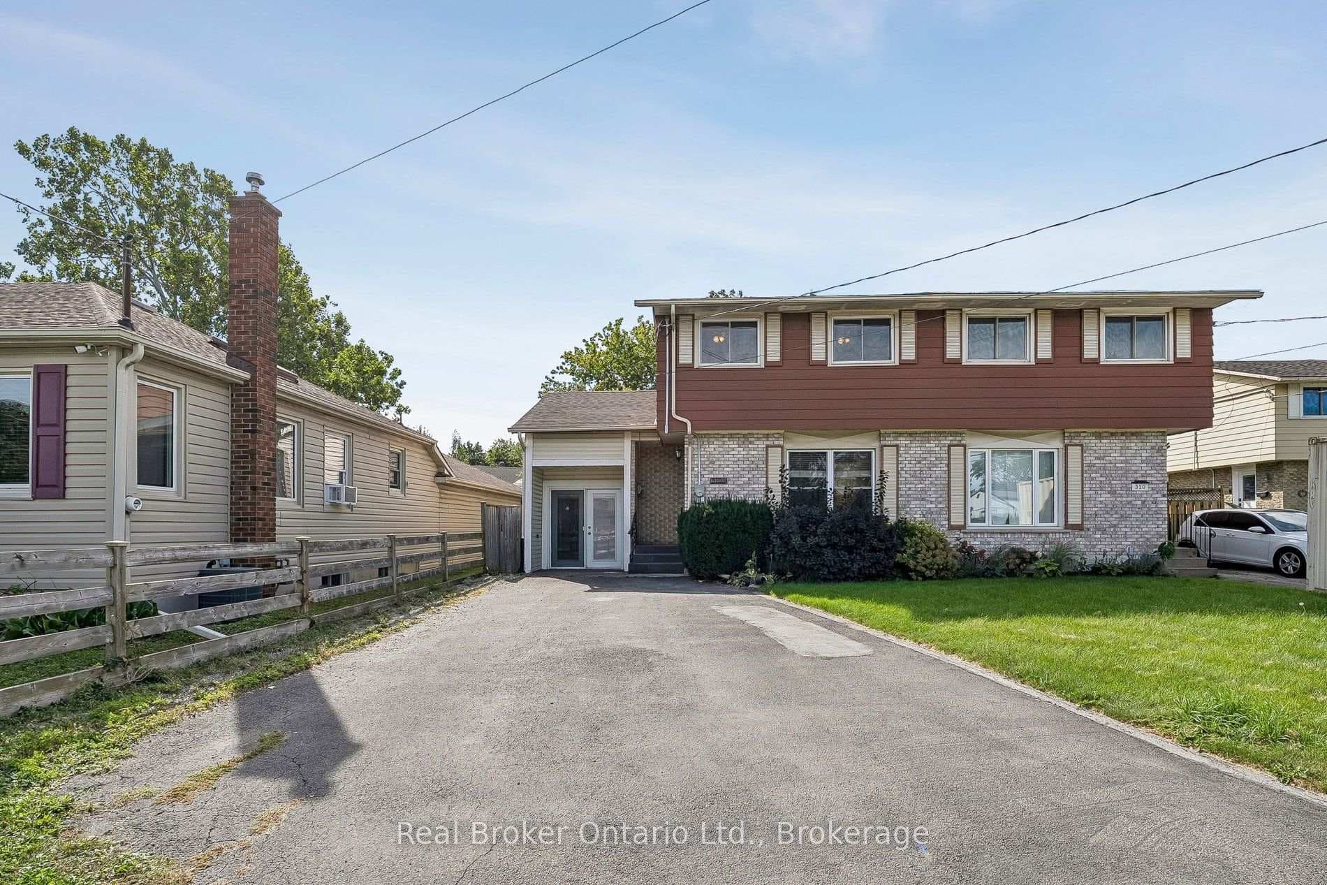 310 Linwell Road Unit 1/2