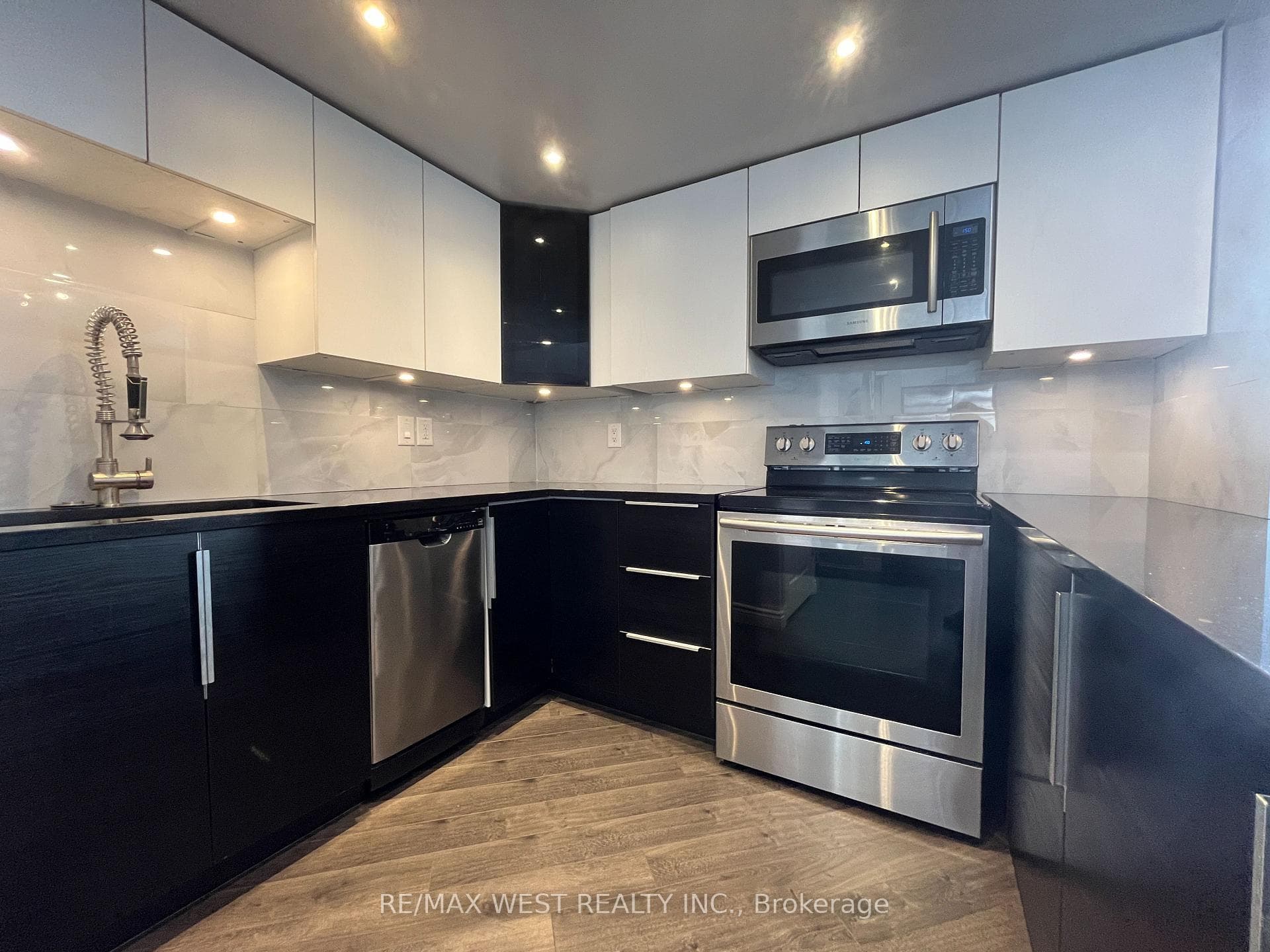 300 Webb Drive Unit 1007