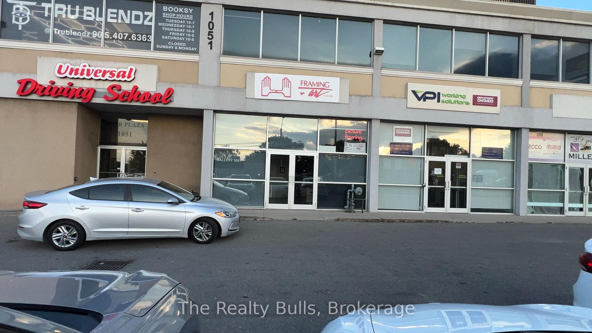 1051 Upper James Street