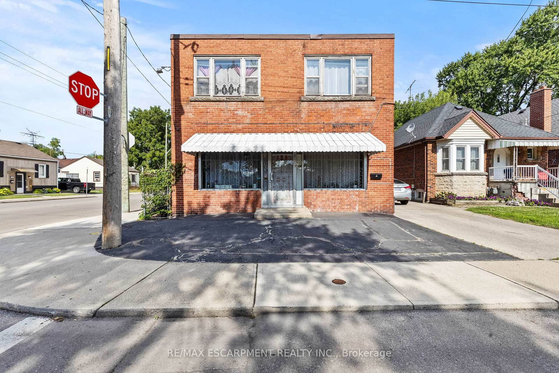 125 TOLTON Avenue