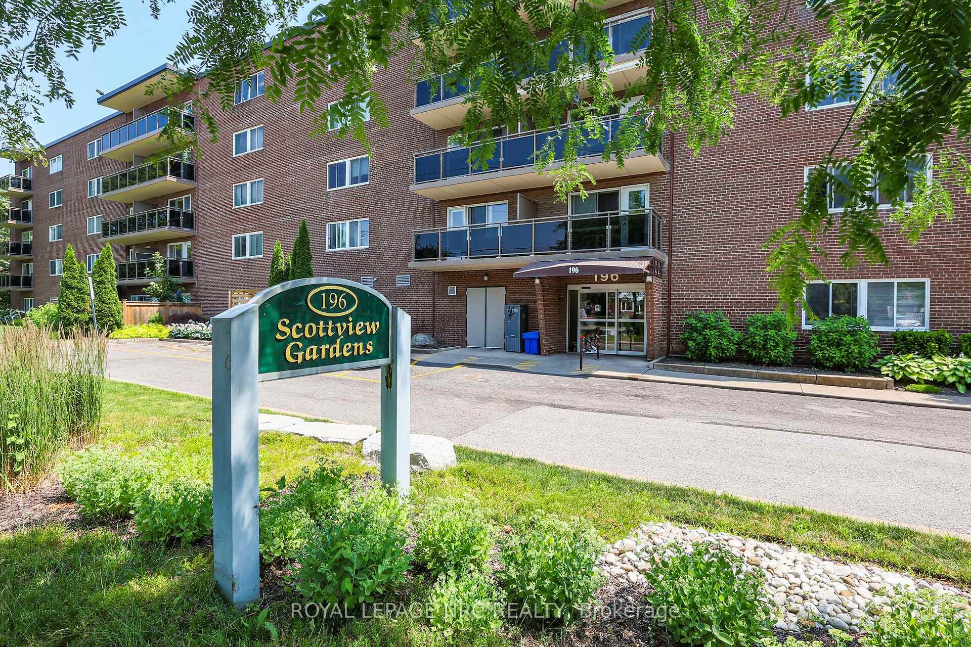 196 Scott Street Unit 208