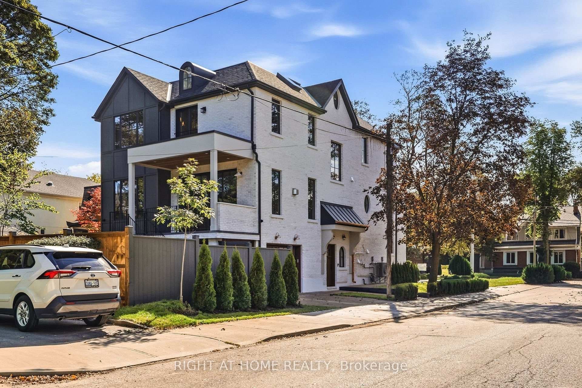 144 Old Orchard Grove